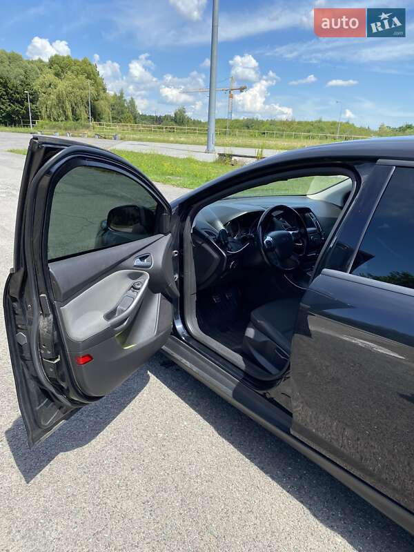 Универсал Ford Focus 2013 в Львове