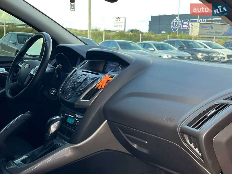 Хэтчбек Ford Focus 2012 в Львове