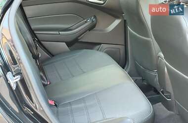 Седан Ford Focus 2015 в 
