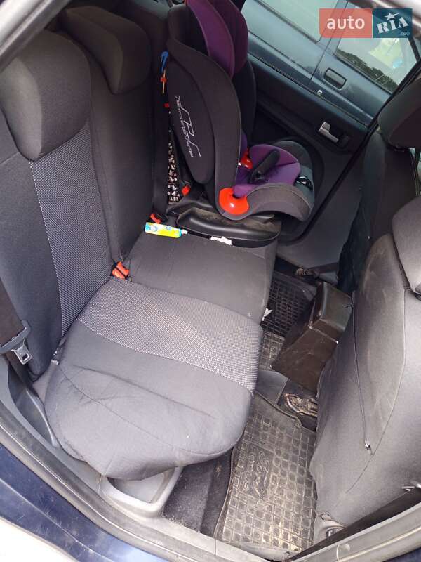 Универсал Ford Focus 2006 в Чернигове