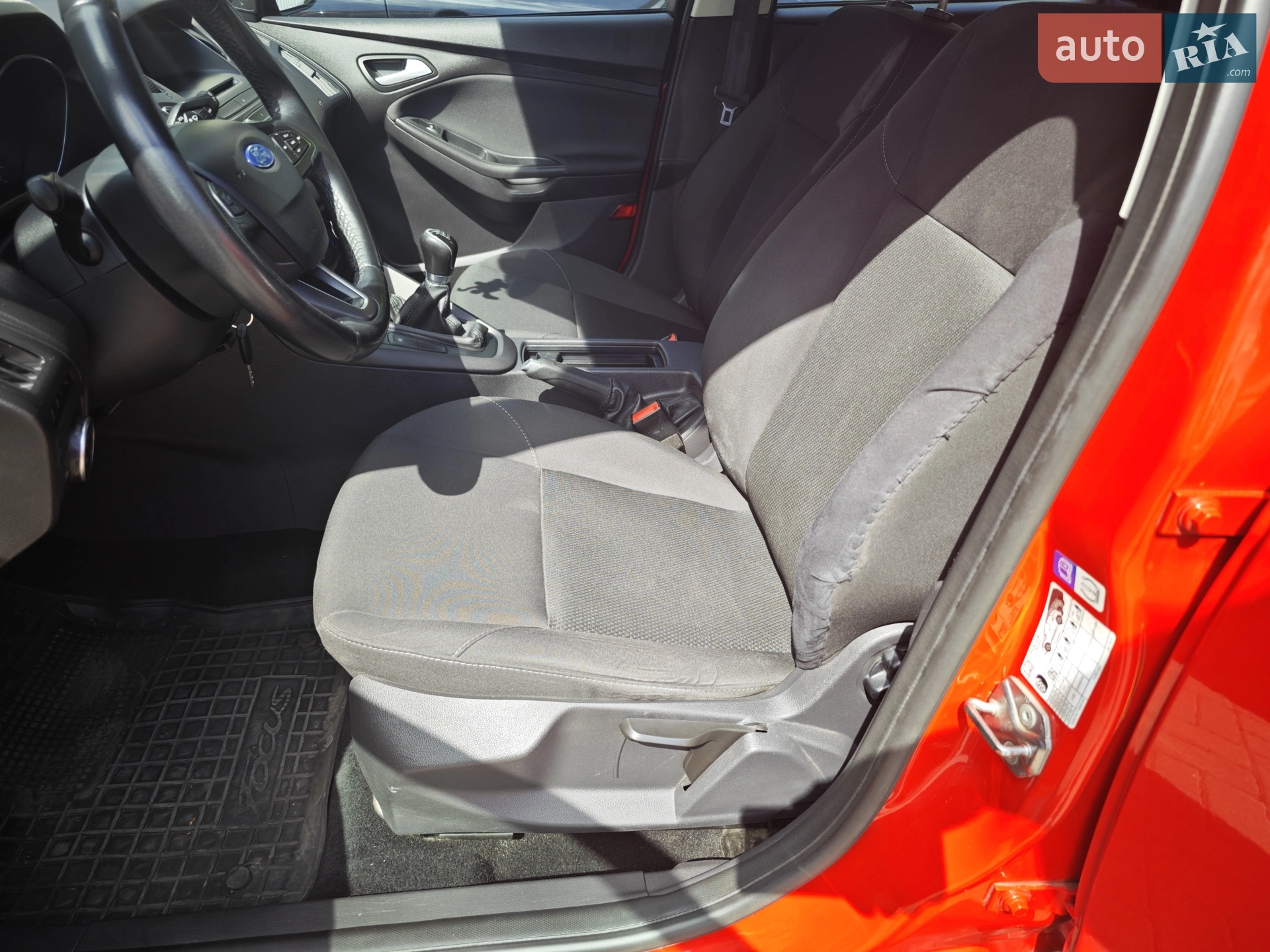 2015 Ford Focus - мініатюра 21