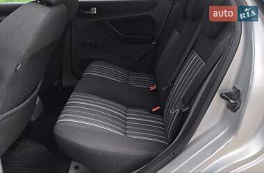 Седан Ford Focus 2008 в 