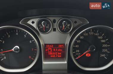 Седан Ford Focus 2008 в 