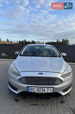 Хэтчбек Ford Focus 2016 в 