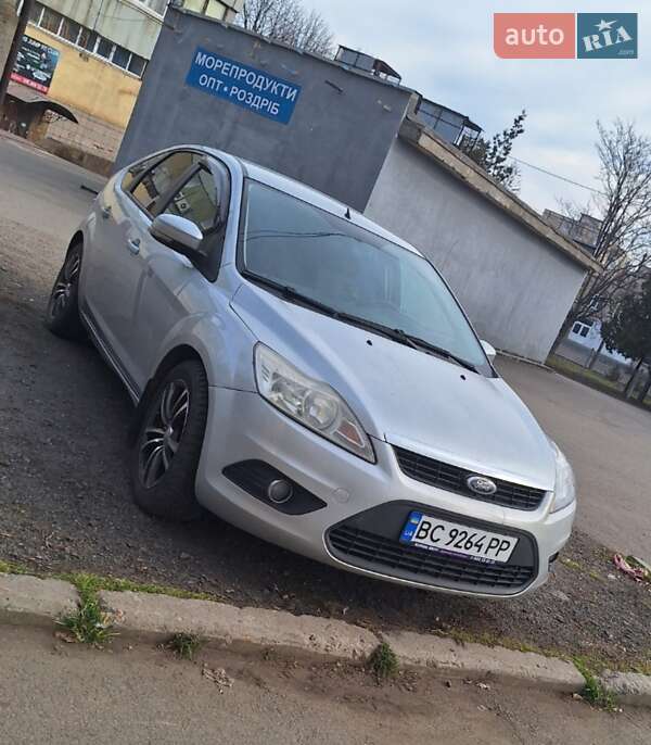 Хэтчбек Ford Focus 2011 в Кривом Роге