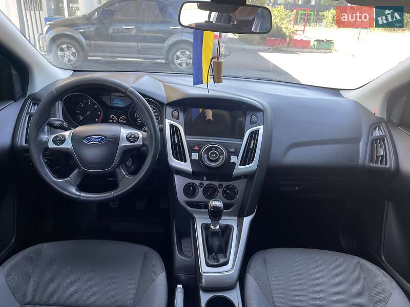 Хэтчбек Ford Focus 2014 в Николаеве
