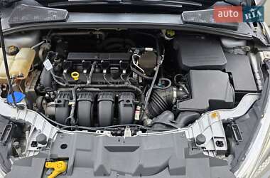 Седан Ford Focus 2015 в 