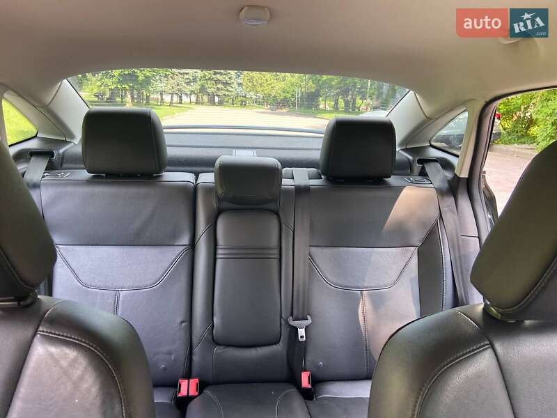 Седан Ford Focus 2015 в Житомире фото 31 Седан Ford Focus 2015 в Житомире