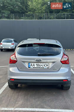 Хэтчбек Ford Focus 2013 в Киеве