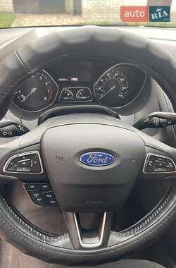 Седан Ford Focus 2018 в 