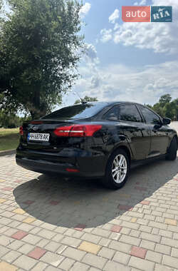 Седан Ford Focus 2016 в 