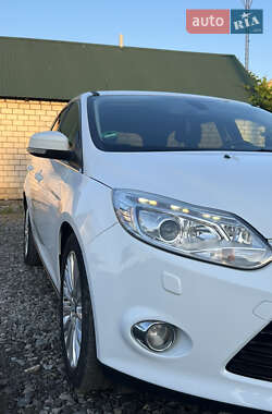 Универсал Ford Focus 2011 в 