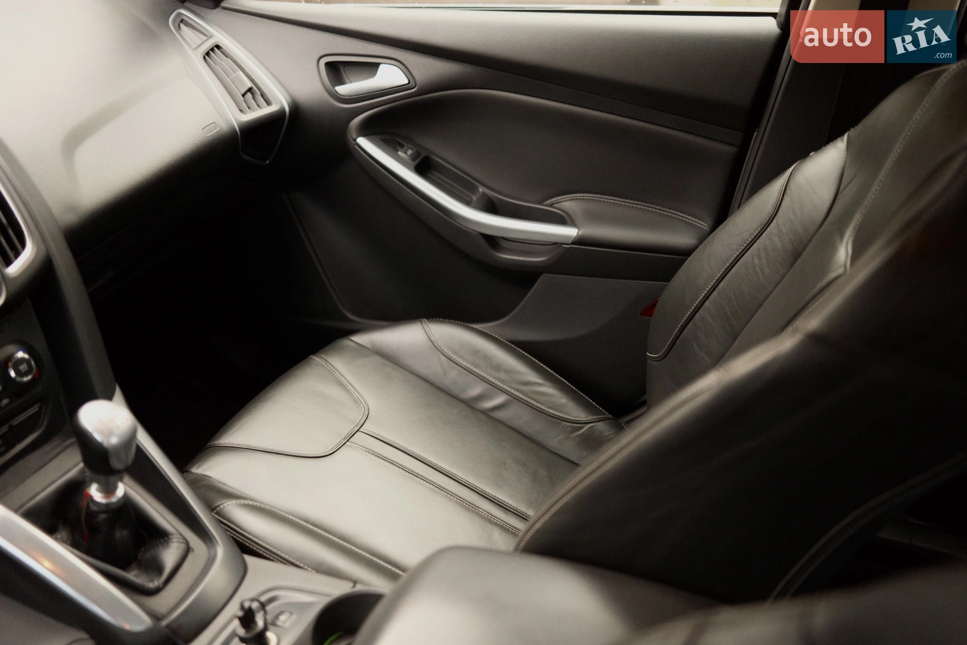 2013 Ford Focus - мініатюра 18