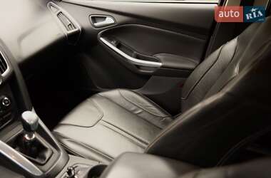Седан Ford Focus 2013 в 