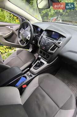 Универсал Ford Focus 2013 в 