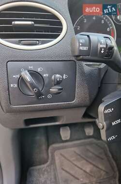 Универсал Ford Focus 2006 в 