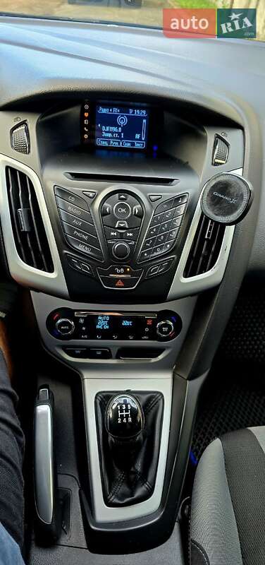 Седан Ford Focus 2012 в Киеве
