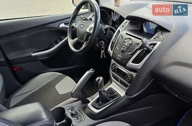 Седан Ford Focus 2012 в 