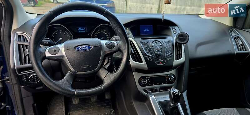 Седан Ford Focus 2012 в Киеве