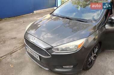 Хэтчбек Ford Focus 2015 в 