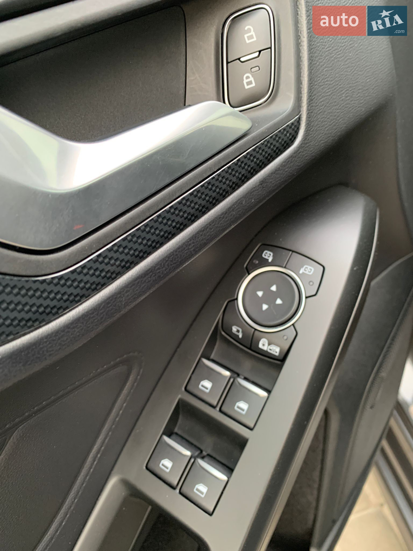 2020 Ford Focus - мініатюра 19