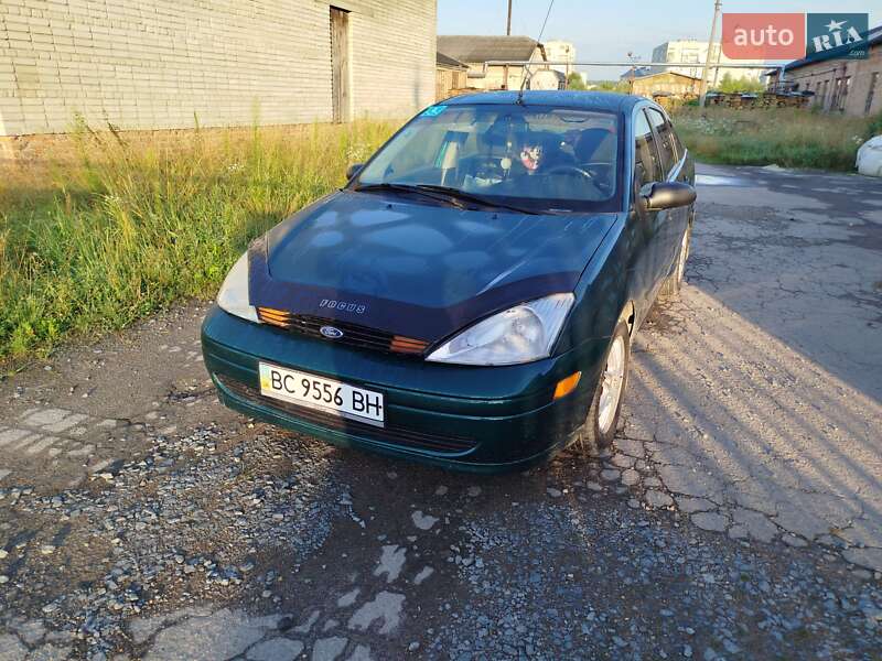 Ford Focus 2000