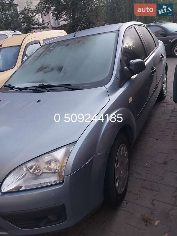 Седан Ford Focus 2006 в Киеве