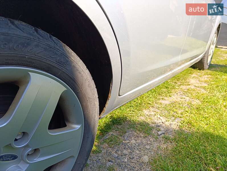 Универсал Ford Focus 2008 в Тысменице