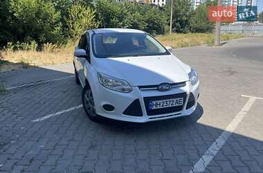 Хэтчбек Ford Focus 2013 в 