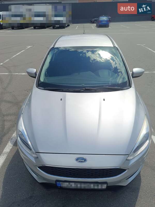 Седан Ford Focus 2017 в Киеве