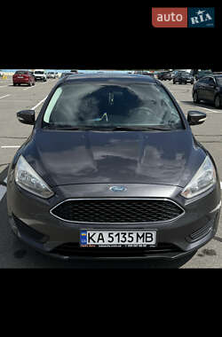 Седан Ford Focus 2017 в 