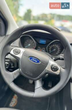 Универсал Ford Focus 2011 в 