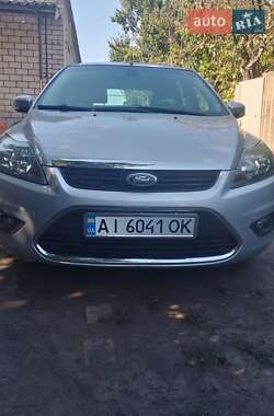 Хетчбек Ford Focus 2011 в Врадіївці