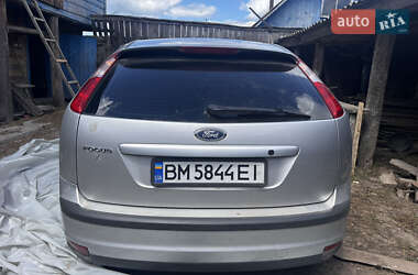 Хэтчбек Ford Focus 2006 в 