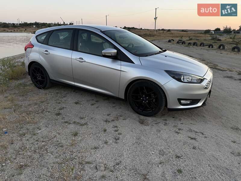 Хэтчбек Ford Focus 2016 в Николаеве