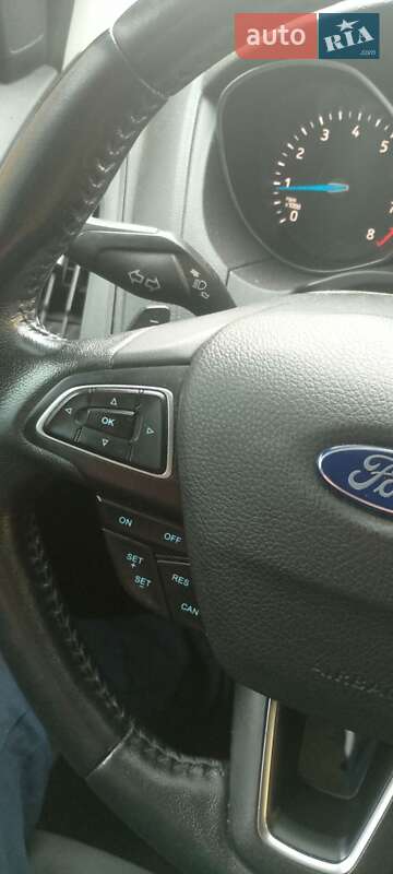 Седан Ford Focus 2015 в Стрые