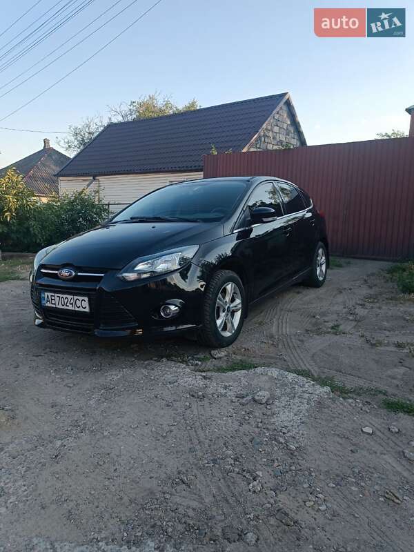 Хетчбек Ford Focus 2012 в Дніпрі