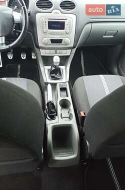 Универсал Ford Focus 2011 в 
