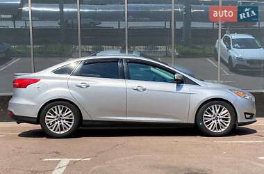 Седан Ford Focus 2017 в 