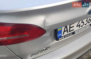 Седан Ford Focus 2015 в Новомосковске