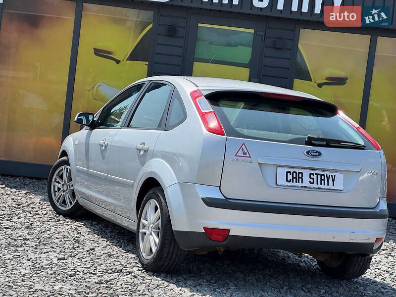 Хэтчбек Ford Focus 2007 в Стрые