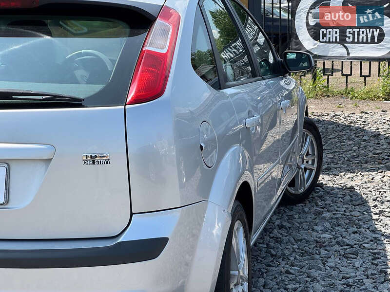 Хэтчбек Ford Focus 2007 в Стрые