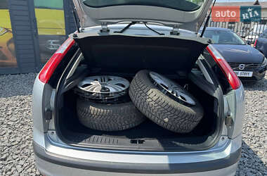 Хэтчбек Ford Focus 2007 в 