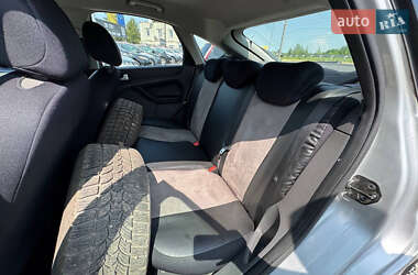 Хэтчбек Ford Focus 2007 в 
