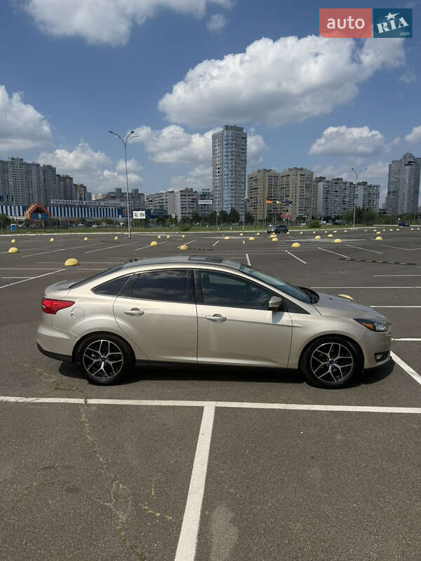 Седан Ford Focus 2017 в Киеве фото 17 Седан Ford Focus 2017 в Киеве