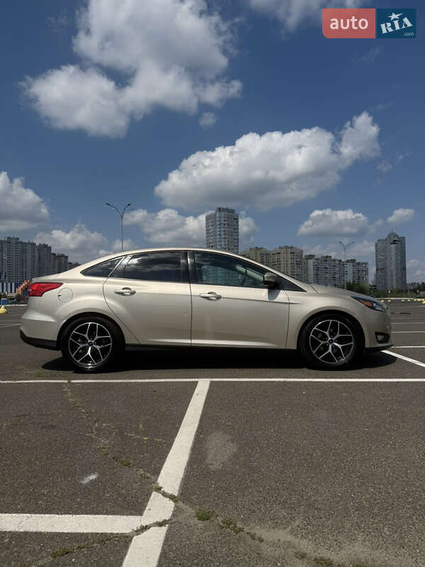 Седан Ford Focus 2017 в Киеве фото 18 Седан Ford Focus 2017 в Киеве