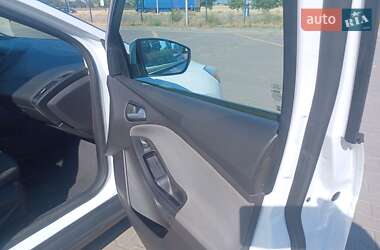 Седан Ford Focus 2014 в 
