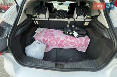 Хэтчбек Ford Focus 2013 в 