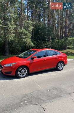 Седан Ford Focus 2015 в 
