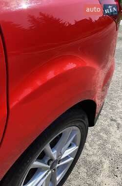Седан Ford Focus 2015 в 